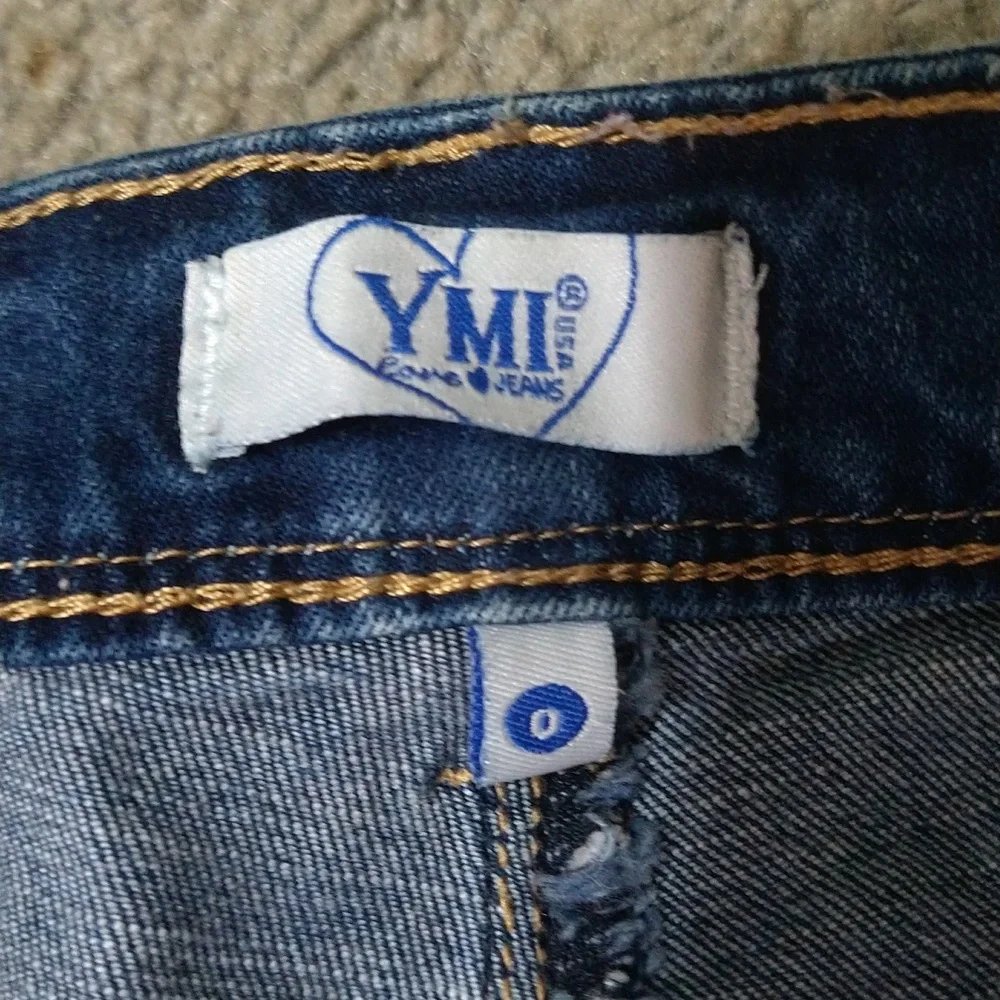 YMI Anklet Jeans - Picture 9 of 15